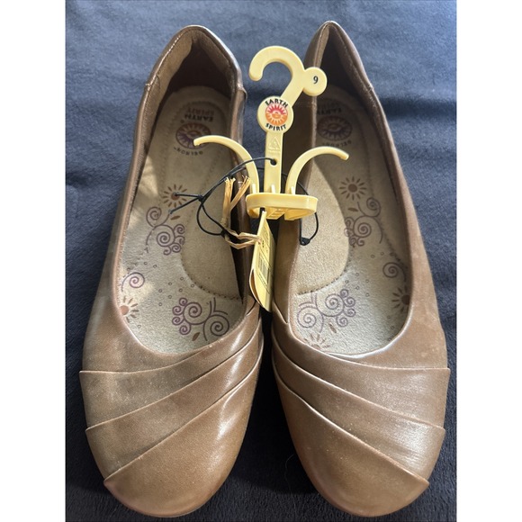 Women's Size 9‎ Brown Slip On Shoes By Earth Spirit NWT - Picture 1 of 10